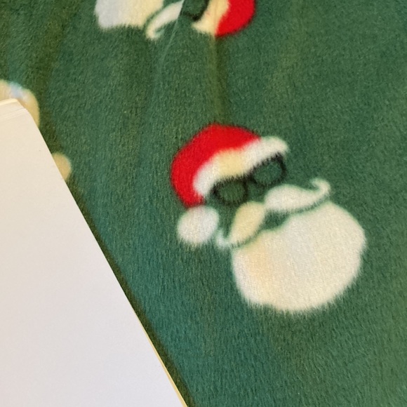 Mens St. John’s Bay green soft fleece Santa pajama lounge pants - size XL - Anwt - Picture 8 of 8